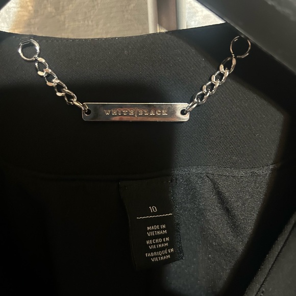 White House Black Market Black Blazer with Zipper Details - Picture 2 of 5